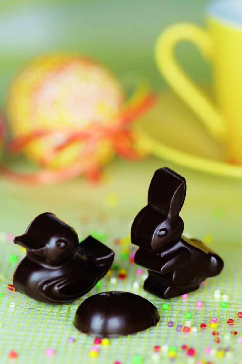 Chocolats de Pâques en forme de lapin, canard et œuf