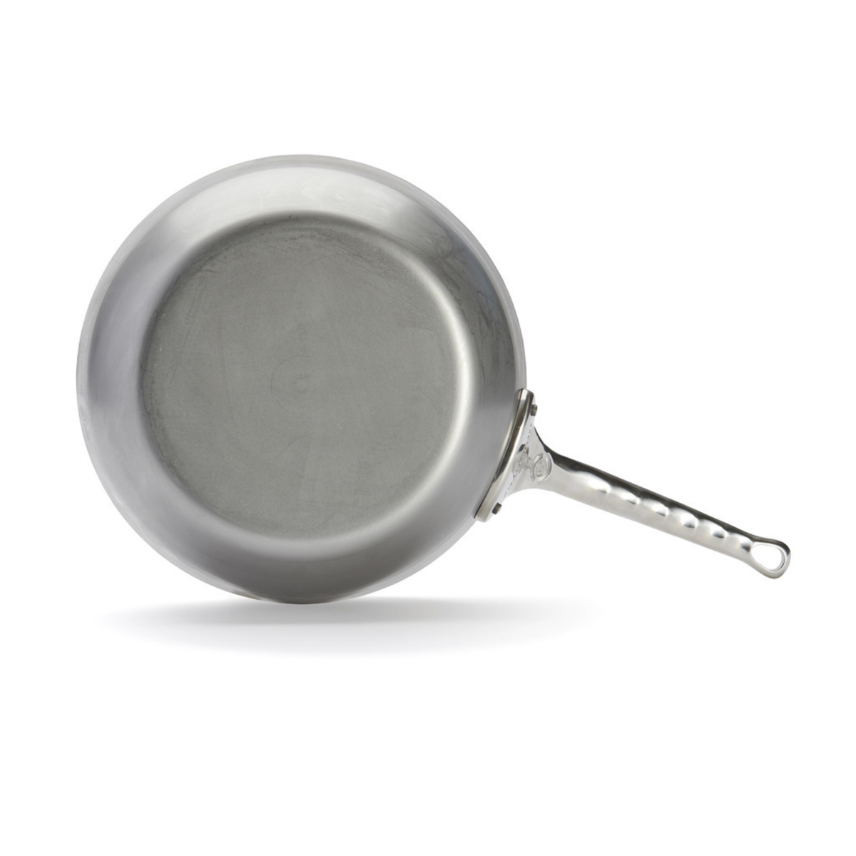 Sauteuse en acier De Buyer – vue du dessous