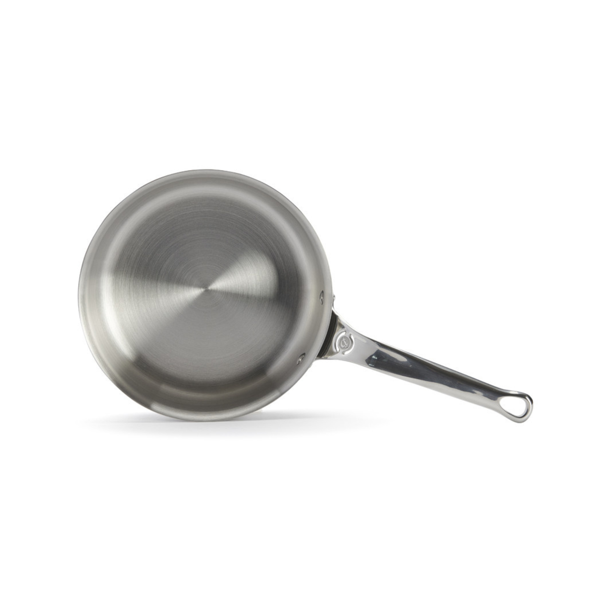 Intérieur de la sauteuse en inox De Buyer