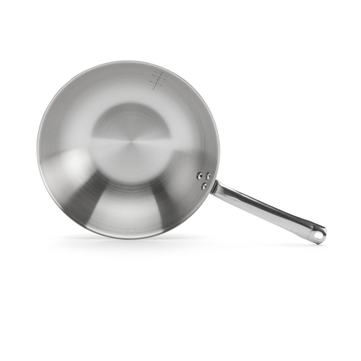 Intérieur du wok en inox De Buyer avec graduation