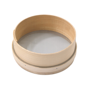Tamis rond en bois à maille fine
