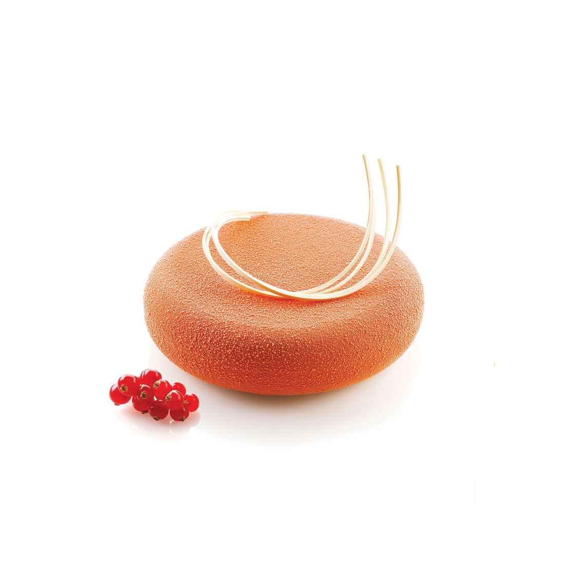 Entremets rond effet velours orange avec décor en chocolat