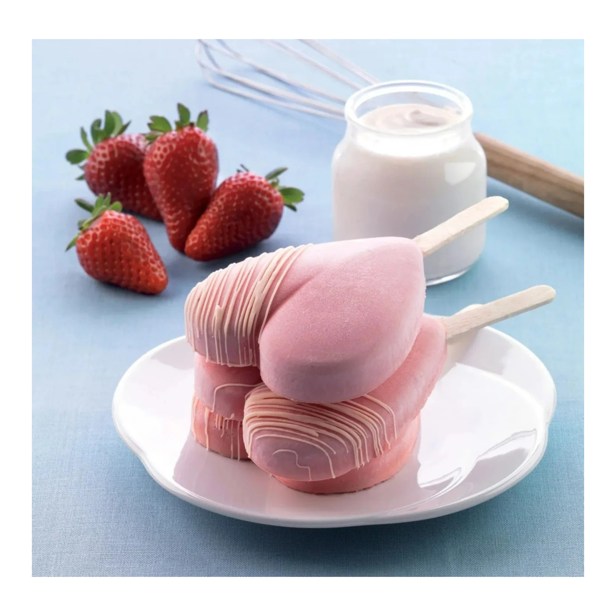 Esquimaux cœur roses sur bâtonnets avec fraises