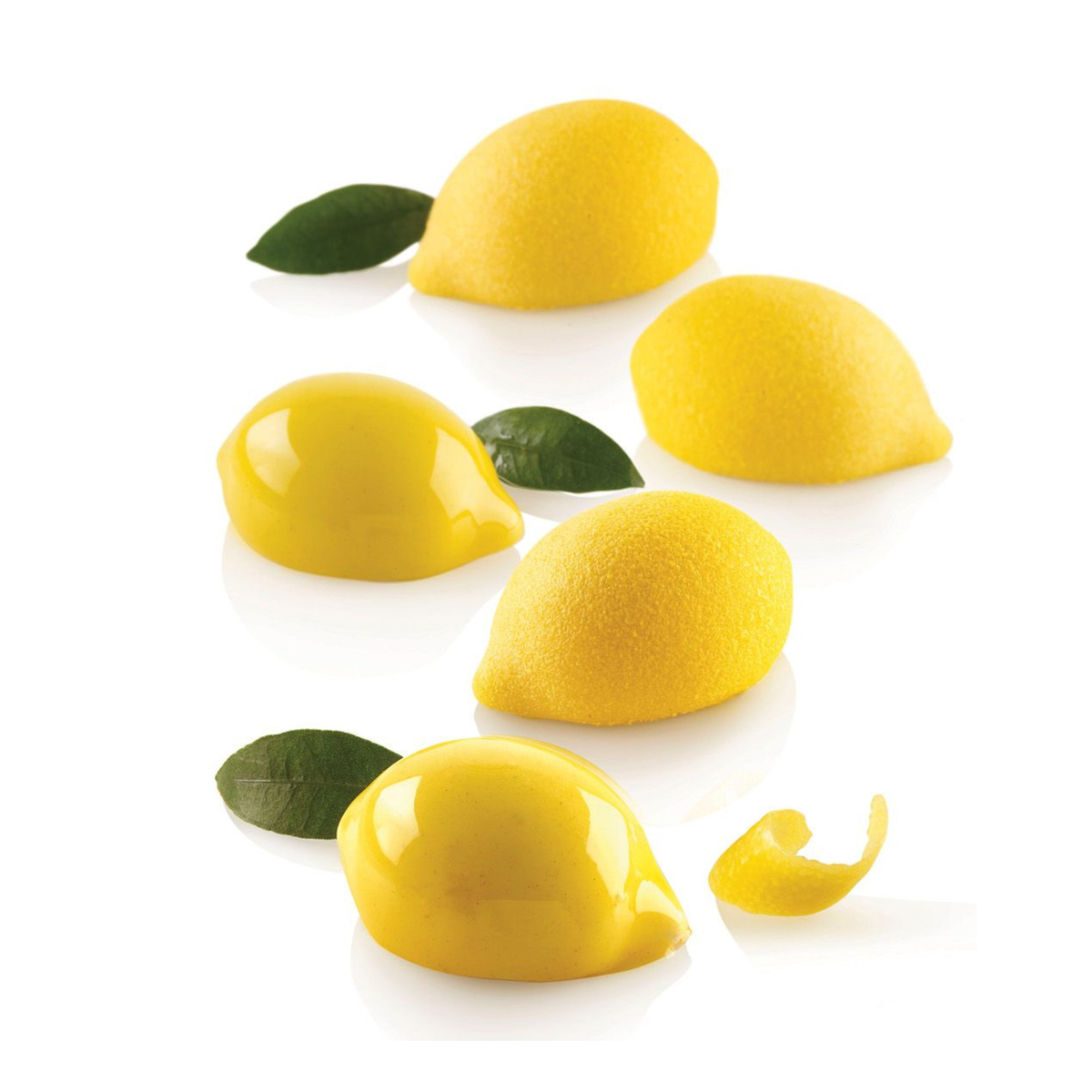 Entremets individuels en forme de citron avec finitions velours et glaçage miroir