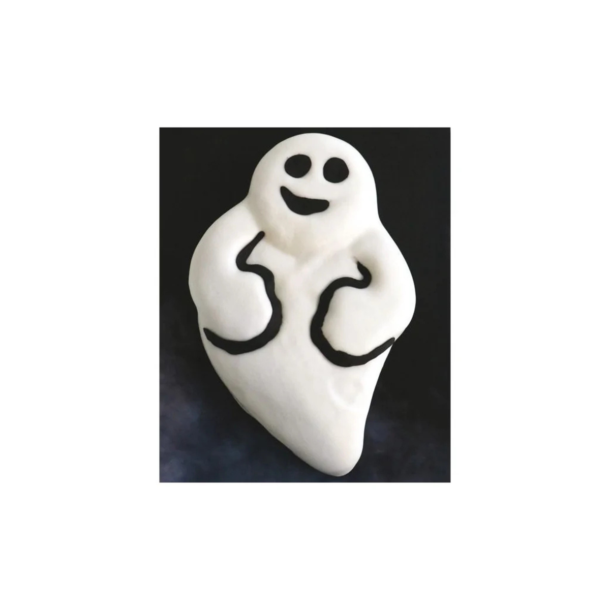 Gâteau fantôme Halloween réalisé avec le moule