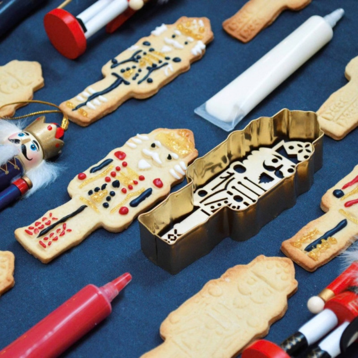 ScrapCooking – Emporte-pièce et embosseur bois Casse-Noisette