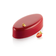 gâteau ovale au nappage rouge