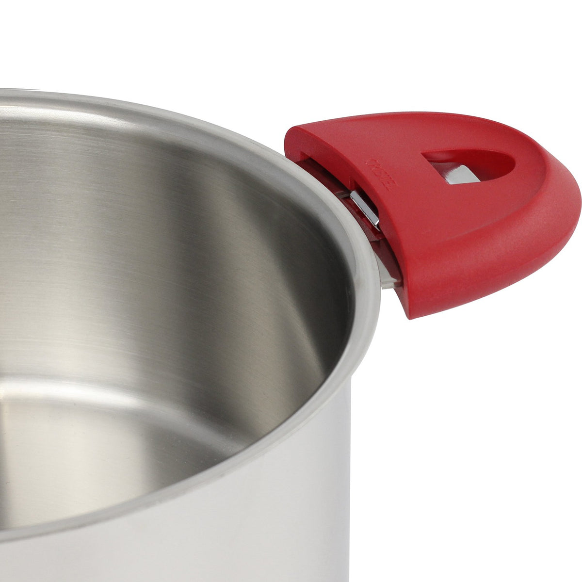 Anse amovible rouge Cristel fixée sur casserole inox